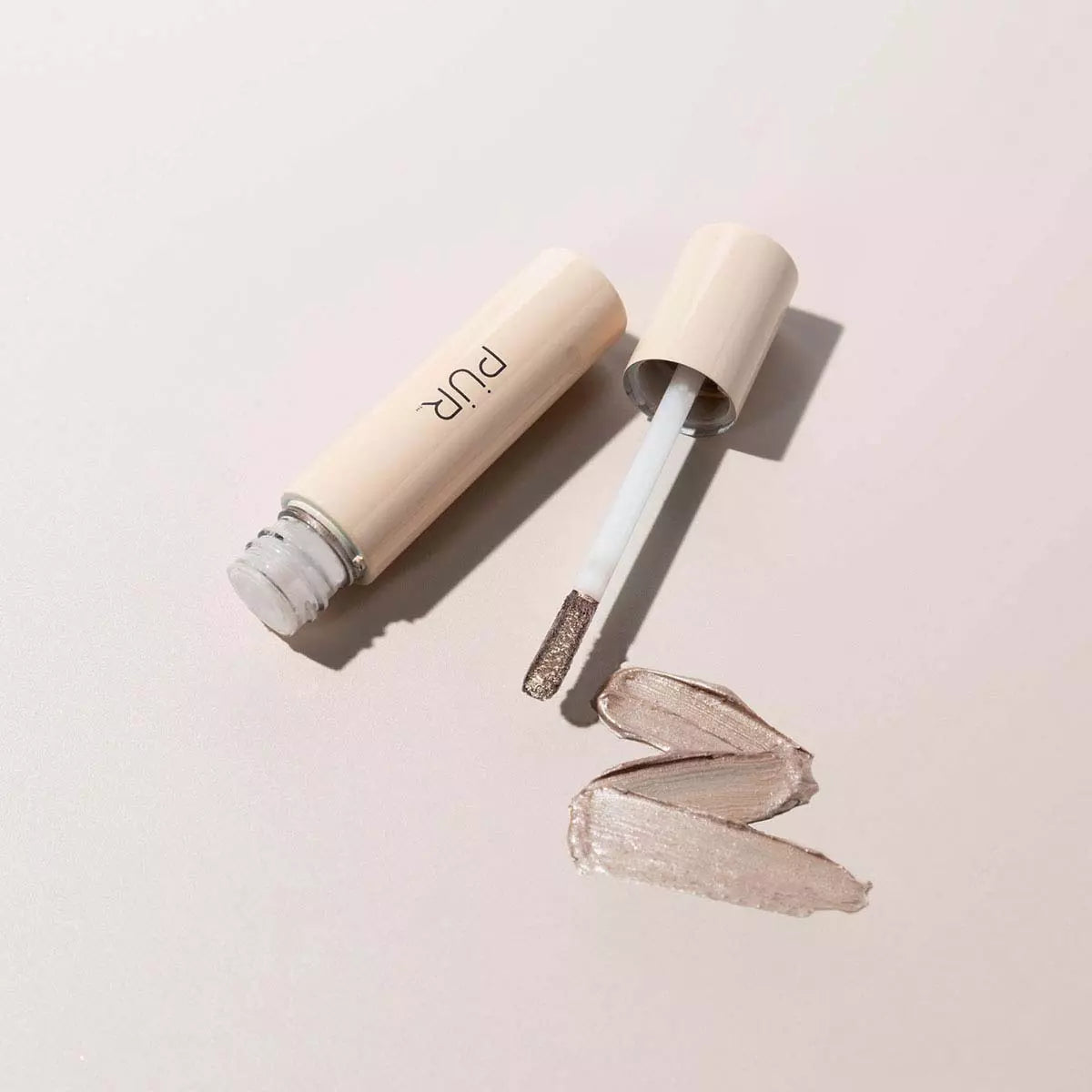 On point tint creamy eyeshadow & primer suede